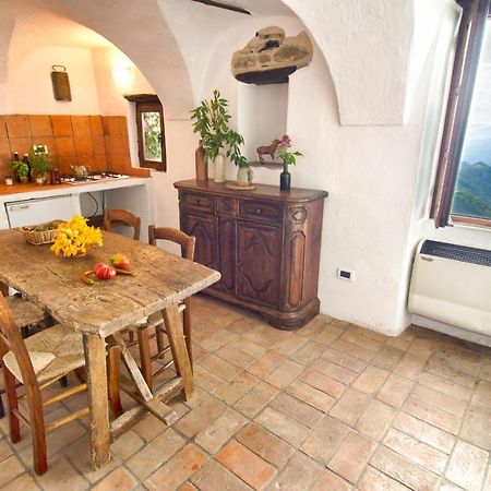 Lovers' Nest Baiardo Exterior photo